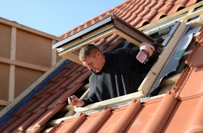 Pose de fenêtres de toit Velux à Rahon